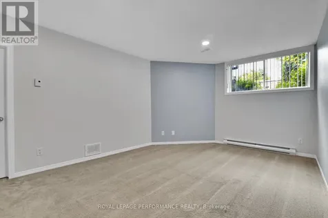 6009 Pineglade Crescent Ottawa ON K1W 1G8