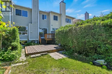 6009 Pineglade Crescent Ottawa ON K1W 1G8