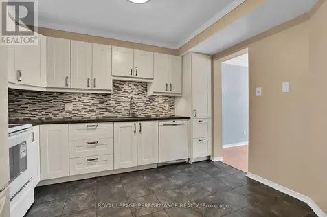 6009 Pineglade Crescent Ottawa ON K1W 1G8