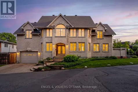 249 Atlantis Avenue Ottawa ON K2A 1X9