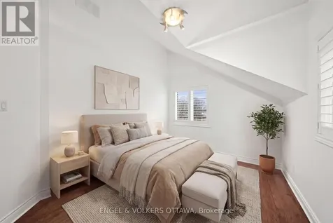 249 Atlantis Avenue Ottawa ON K2A 1X9