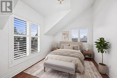 249 Atlantis Avenue Ottawa ON K2A 1X9