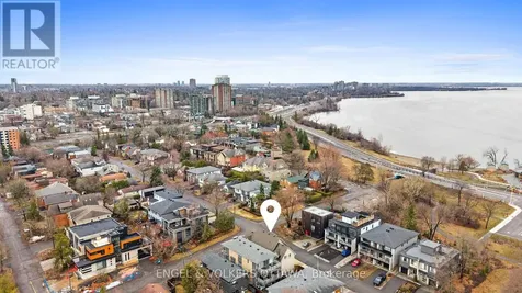 249 Atlantis Avenue Ottawa ON K2A 1X9