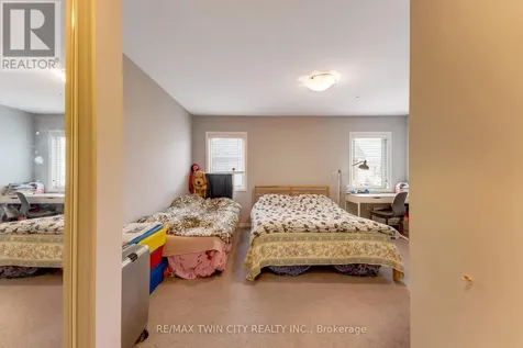 71 Glenvista Drive Kitchener ON N2R 0E3