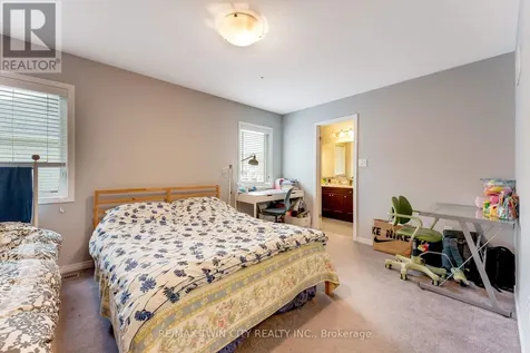 71 Glenvista Drive Kitchener ON N2R 0E3