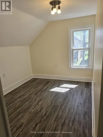 3272 Baby Street Windsor ON N9C 1K8