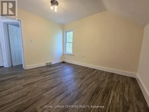 3272 Baby Street Windsor ON N9C 1K8