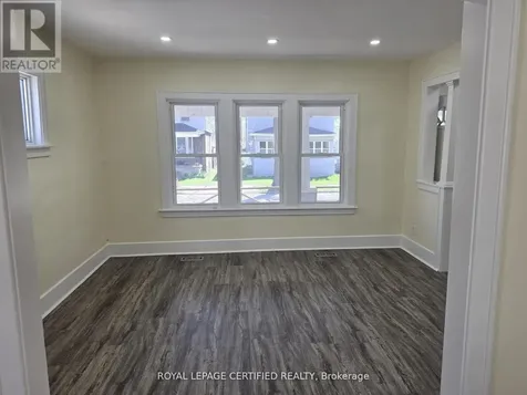 3272 Baby Street Windsor ON N9C 1K8