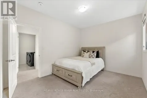 39 Armilia Place Whitby ON L1P 0P8