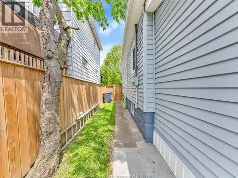 1673 Cadillac Street Windsor ON N8Y 2V6