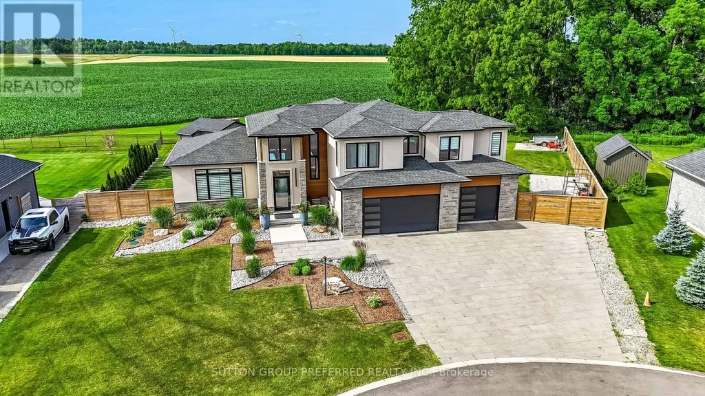 12 Grogast Court Adelaide Metcalfe ON N7G 3H8