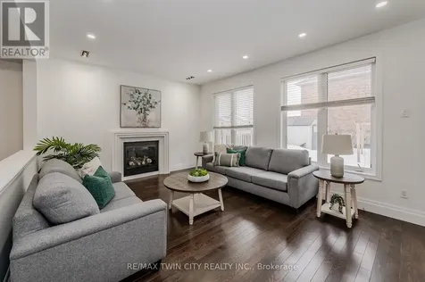 498 Thomas Slee Drive Kitchener ON N2P 2Y1