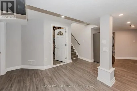 498 Thomas Slee Drive Kitchener ON N2P 2Y1