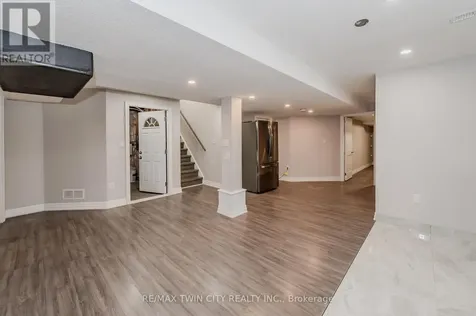 498 Thomas Slee Drive Kitchener ON N2P 2Y1