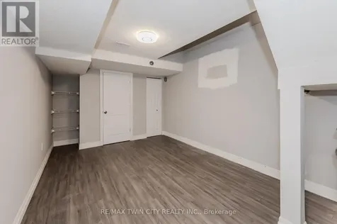 498 Thomas Slee Drive Kitchener ON N2P 2Y1