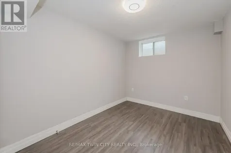 498 Thomas Slee Drive Kitchener ON N2P 2Y1