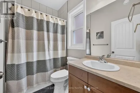 165 Findlay Drive Collingwood ON L9Y 0H4