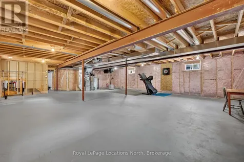165 Findlay Drive Collingwood ON L9Y 0H4