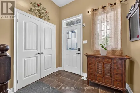 165 Findlay Drive Collingwood ON L9Y 0H4