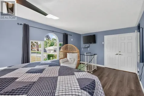 13 Hallen Drive Penetanguishene ON L9M 1G2