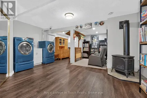 13 Hallen Drive Penetanguishene ON L9M 1G2