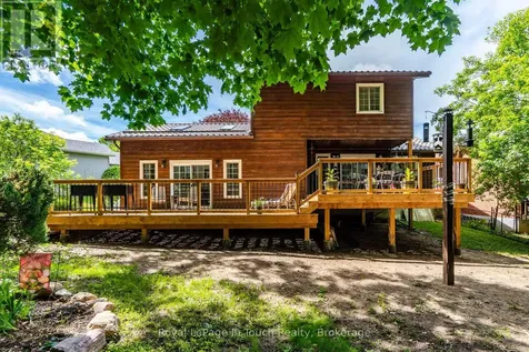 13 Hallen Drive Penetanguishene ON L9M 1G2