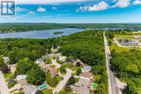 13 Hallen Drive Penetanguishene ON L9M 1G2