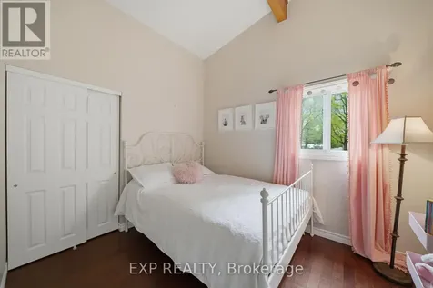 136 Resthaven Avenue Ottawa ON K0A 3M0