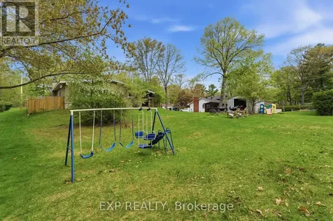136 Resthaven Avenue Ottawa ON K0A 3M0