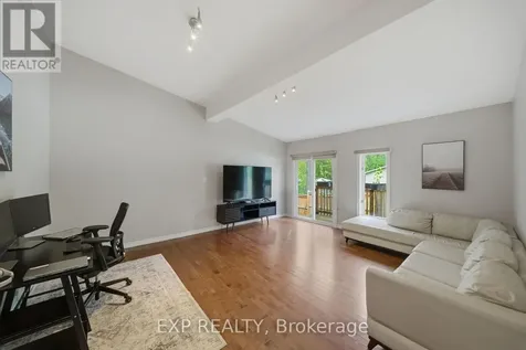 136 Resthaven Avenue Ottawa ON K0A 3M0