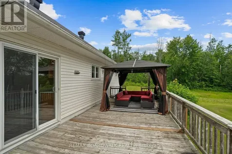 1823 Du Lac Chase Clarence-rockland ON K0A 3N0
