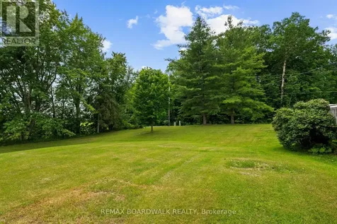 1823 Du Lac Chase Clarence-rockland ON K0A 3N0