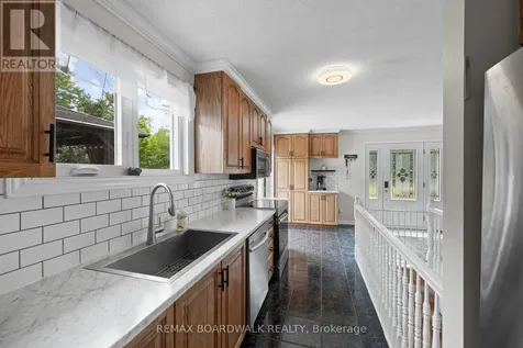 1823 Du Lac Chase Clarence-rockland ON K0A 3N0