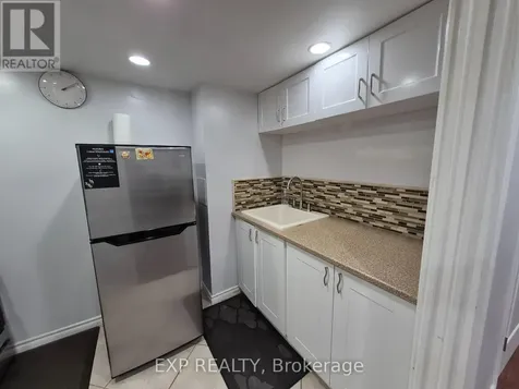192 Windhurst Drive Ottawa ON K2G 6J4