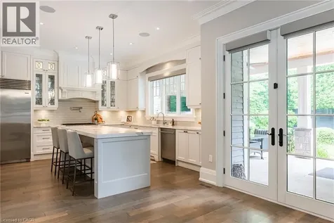487 Orchard Drive Oakville ON L6K 1N9