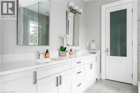 487 Orchard Drive Oakville ON L6K 1N9