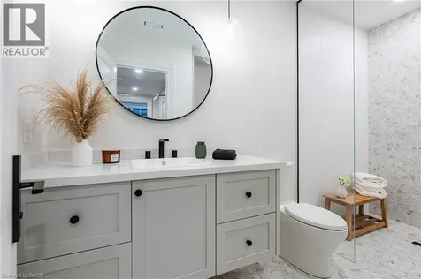 487 Orchard Drive Oakville ON L6K 1N9