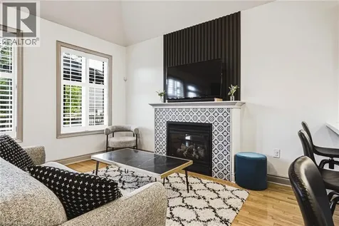 32 Kopperfield Lane Mount Hope ON L0R 1W0