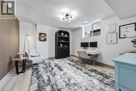 32 Kopperfield Lane Mount Hope ON L0R 1W0
