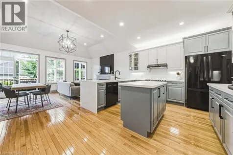 32 Kopperfield Lane Mount Hope ON L0R 1W0