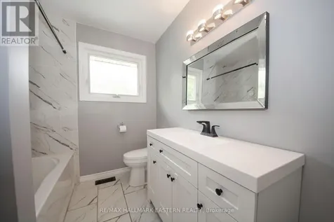 658 Cedarvale Crescent Selwyn ON K0L 1T0