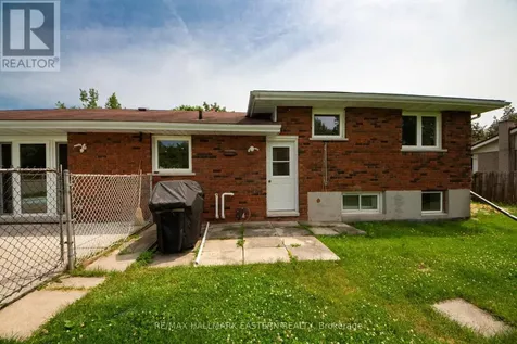658 Cedarvale Crescent Selwyn ON K0L 1T0