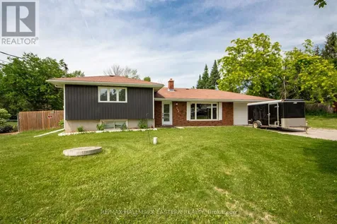 658 Cedarvale Crescent Selwyn ON K0L 1T0