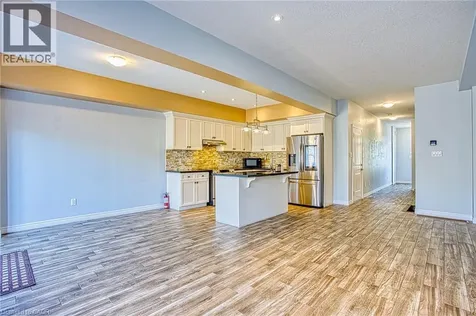 98 Shoreview Place Stoney Creek ON L8E 0J4