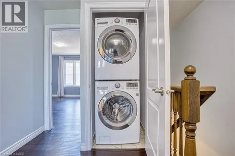 98 Shoreview Place Stoney Creek ON L8E 0J4
