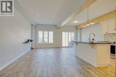 98 Shoreview Place Stoney Creek ON L8E 0J4