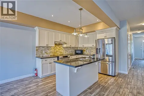 98 Shoreview Place Stoney Creek ON L8E 0J4