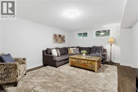 365 Cosburn Crescent Burlington ON L7L 2W5
