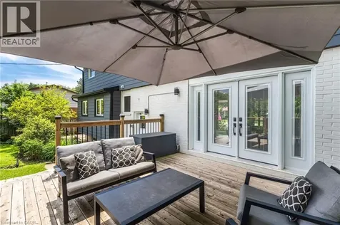 365 Cosburn Crescent Burlington ON L7L 2W5