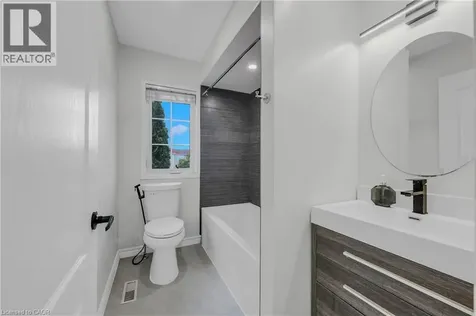 191 Stirling Macgregor Drive Cambridge ON N1S 4Z8